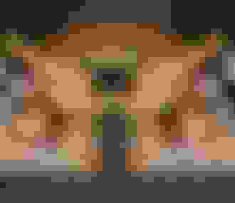 Personnages Sumo mis en lumière au festival des Lanternes