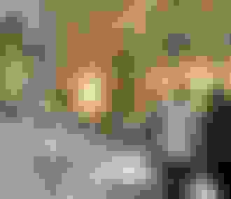 Famille devant de la glace du glacier Il Gelato del Marchese%252C Paris