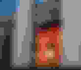 Louis Vuitton Paris Montaigne