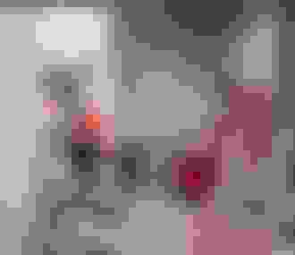 Boutique avec produits Made in France et aux couleurs tricolores du musée de la Maison Elysée